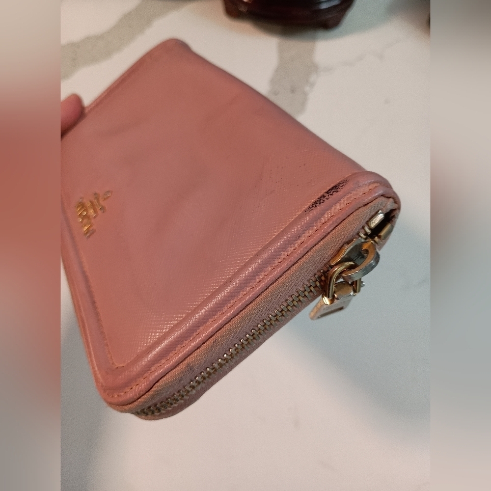 Authentic Pink Prada Saffiano Wallet - Picture 4 of 16